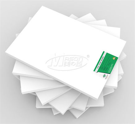 Różne gęstości przycięte na wymiar Biały arkusz rozprężny z PVC 20 mm 1220x2440